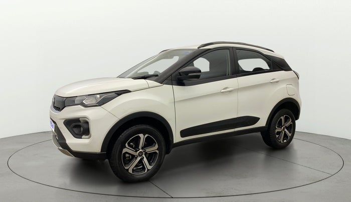 2022 Tata NEXON XZA PLUS PETROL, Petrol, Automatic, 23,210 km, Left Front Diagonal