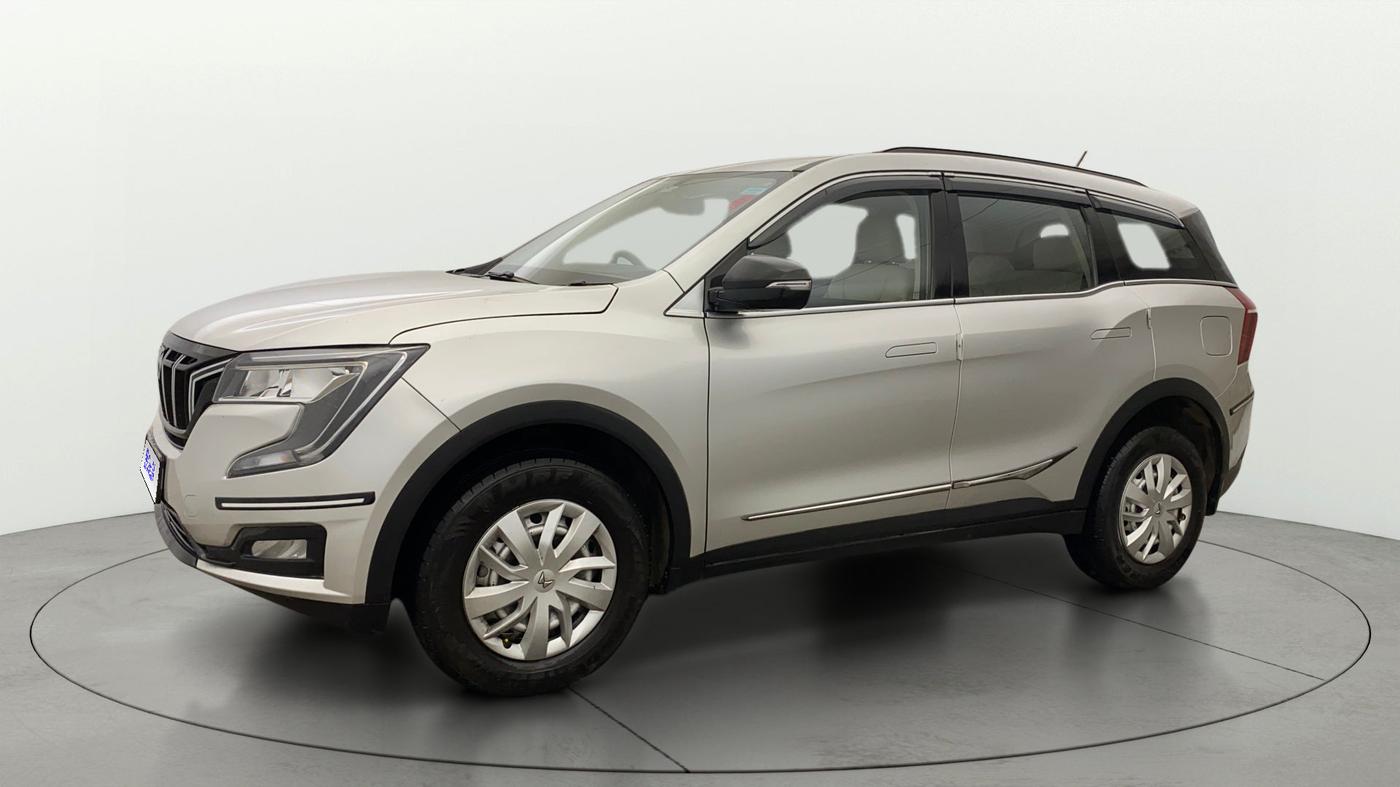 2024 Mahindra XUV700 MX P MT 5 STR, Petrol, Manual, 18,479 km, Left Front Diagonal