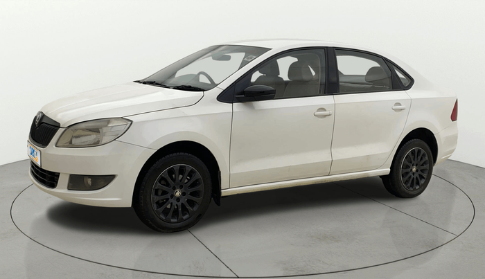 2016 Skoda Rapid 1.5 TDI CR STYLE PLUS AT, Diesel, Automatic, 1,10,839 km, Left Front Diagonal