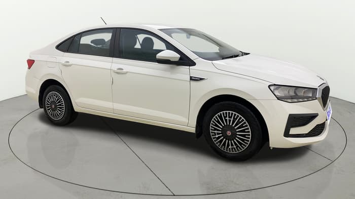2022 Skoda SLAVIA ACTIVE 1.0L TSI MT, Petrol, Manual, 99,147 km, Right Front Diagonal