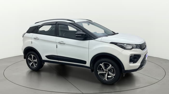 2022 Tata NEXON XZ PLUS PETROL, Petrol, Manual, 33,142 km, Right Front Diagonal