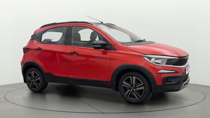 2022 Tata TIAGO NRG XZ AMT, Petrol, Automatic, 43,388 km, Right Front Diagonal