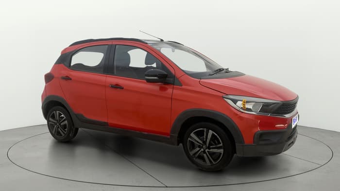 2022 Tata TIAGO NRG XZ AMT, Petrol, Automatic, 20,514 km, Right Front Diagonal