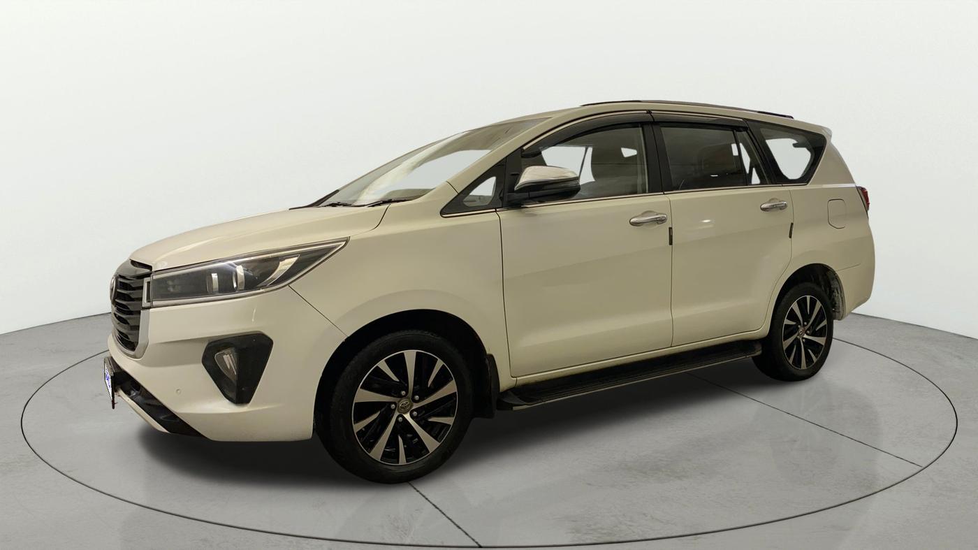 2022 Toyota Innova Crysta 2.7 ZX AT 7 STR, Petrol, Automatic, 55,536 km, Left Front Diagonal