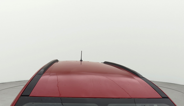 2022 Mahindra XUV700 MX P MT 5 STR, Petrol, Manual, 29,161 km, Roof