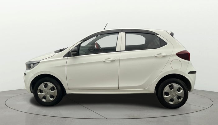 2022 Tata Tiago XT CNG, CNG, Manual, 67,346 km, Left Side