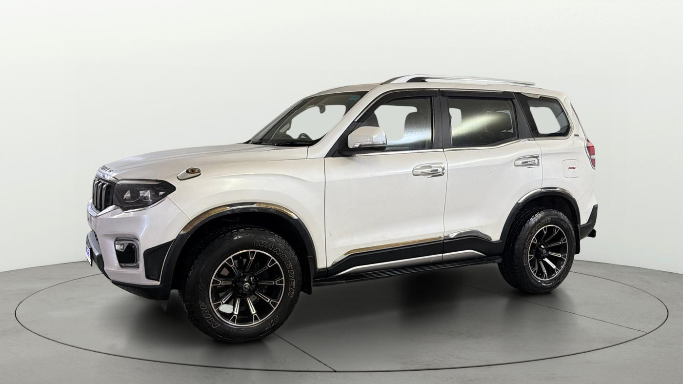 2023 Mahindra SCORPIO-N Z8 PETROL AT 7 STR, Petrol, Automatic, 21,523 km, Left Front Diagonal
