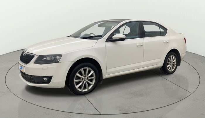 2015 Skoda Octavia ELEGANCE 1.8 TSI AT, Petrol, Automatic, 1,23,529 km, Left Front Diagonal