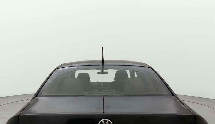 2016 Volkswagen Vento HIGHLINE 1.5 AT, Diesel, Automatic, 1,39,735 km, Rear Windshield