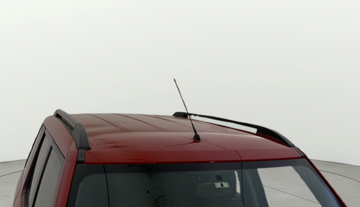 2017 Mahindra TUV300 T8 AMT, Diesel, Automatic, 1,35,545 km, Roof