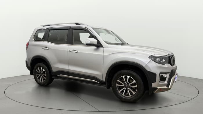 2024 Mahindra SCORPIO-N N Z8 S Petrol AT, Petrol, Automatic, 35,061 km, Right Front Diagonal