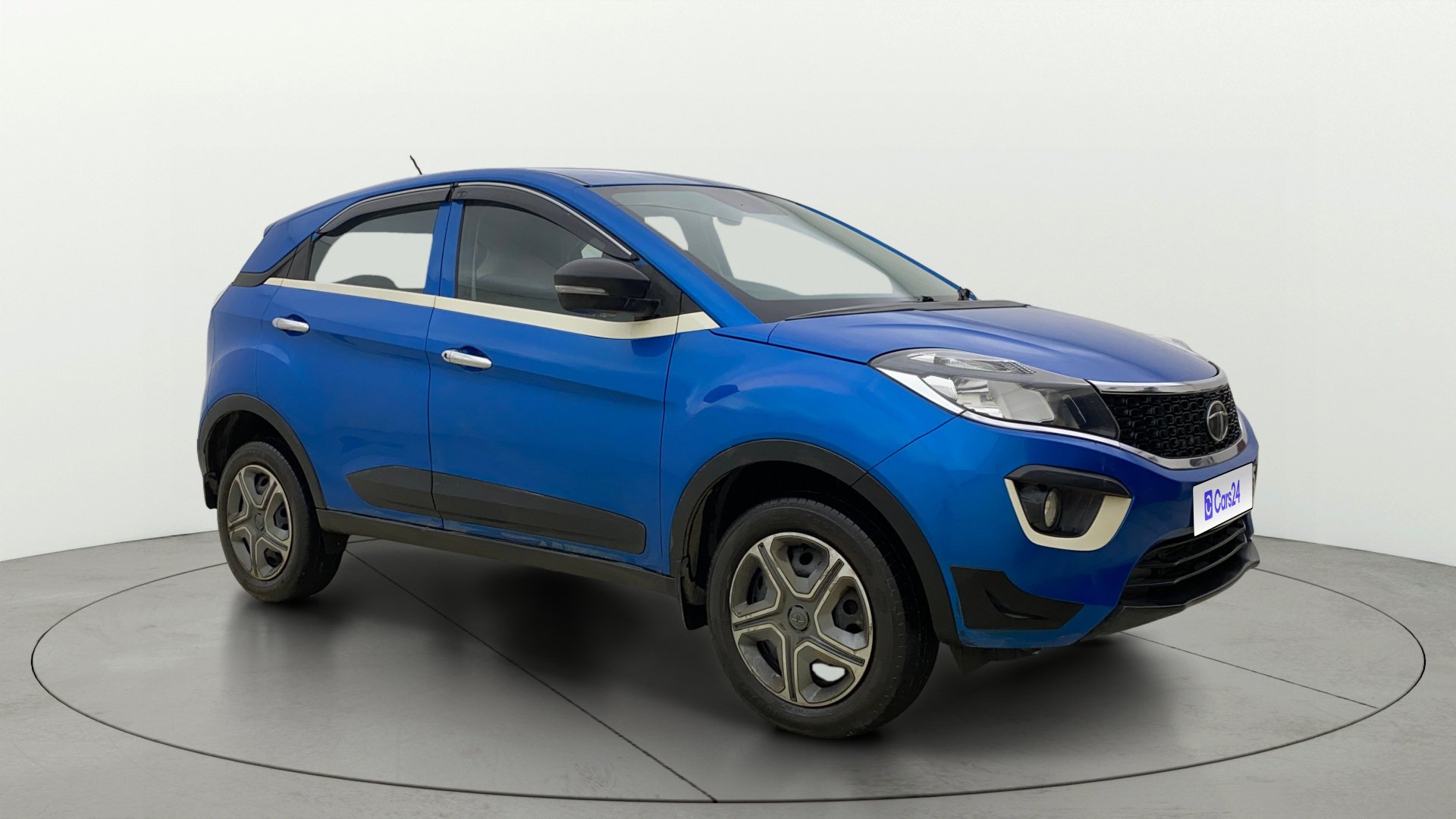 2018 Tata Nexon XM PETROL 2018 Tata Nexon XM PETROL