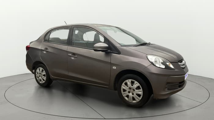 2015 Honda Amaze 1.2L I-VTEC S, CNG, Manual, 64,726 km, Right Front Diagonal