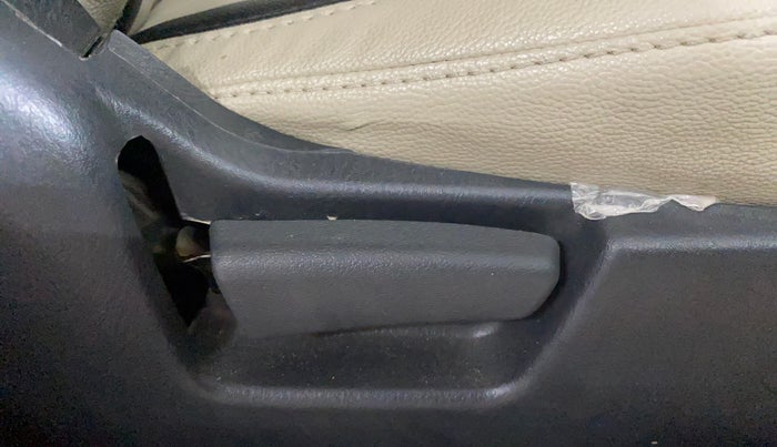 2018 Maruti Alto K10 VXI, Petrol, Manual, 25,181 km, Driver Side Adjustment Panel