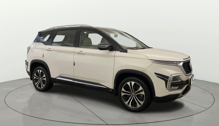 2022 MG HECTOR SHARP HYBRID 1.5 PETROL, Petrol, Manual, 81,106 km, SRP