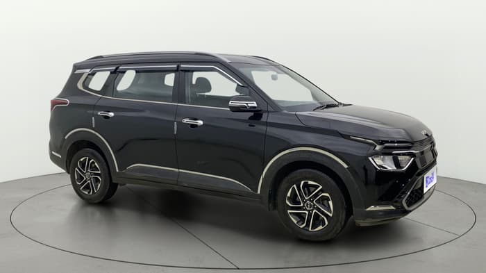 2023 KIA CARENS PRESTIGE PLUS 1.5 PETROL IMT 7 STR, Petrol, Manual, 18,523 km, Right Front Diagonal