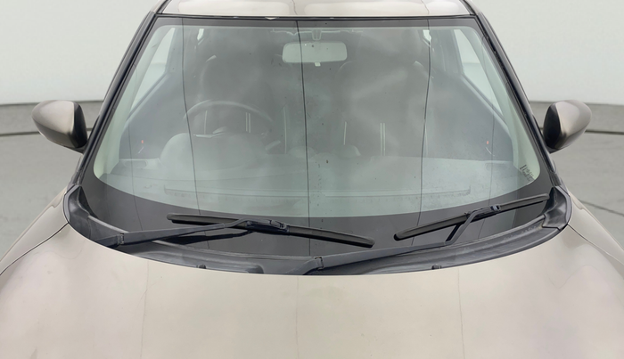 2019 Maruti Swift ZXI AMT, Petrol, Automatic, 56,094 km, Front Windshield
