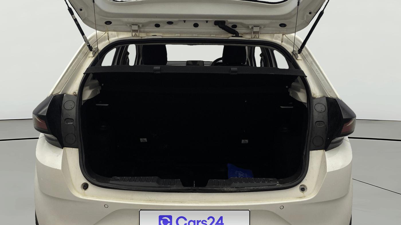 2021 Tata ALTROZ XM PLUS PETROL, Petrol, Manual, 65,950 km, Boot Open Zoomed View