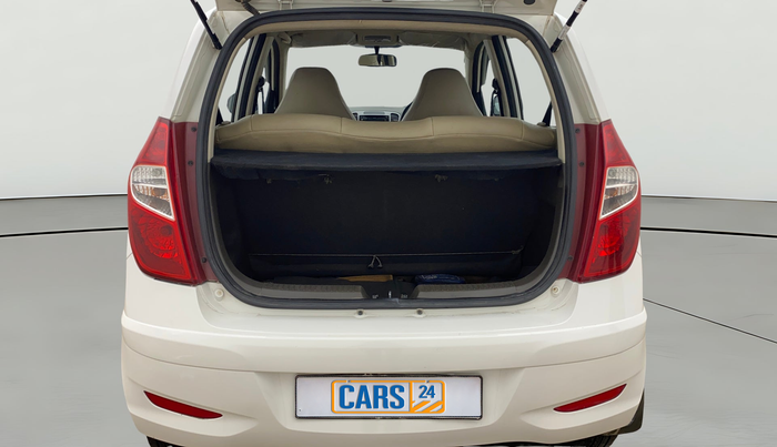 2015 Hyundai i10 MAGNA 1.1, Petrol, Manual, 60,693 km, Boot Open Zoomed View