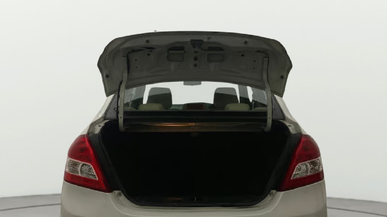 2015 Maruti Swift Dzire VXI, Petrol, Manual, 52,374 km, Boot Door Open