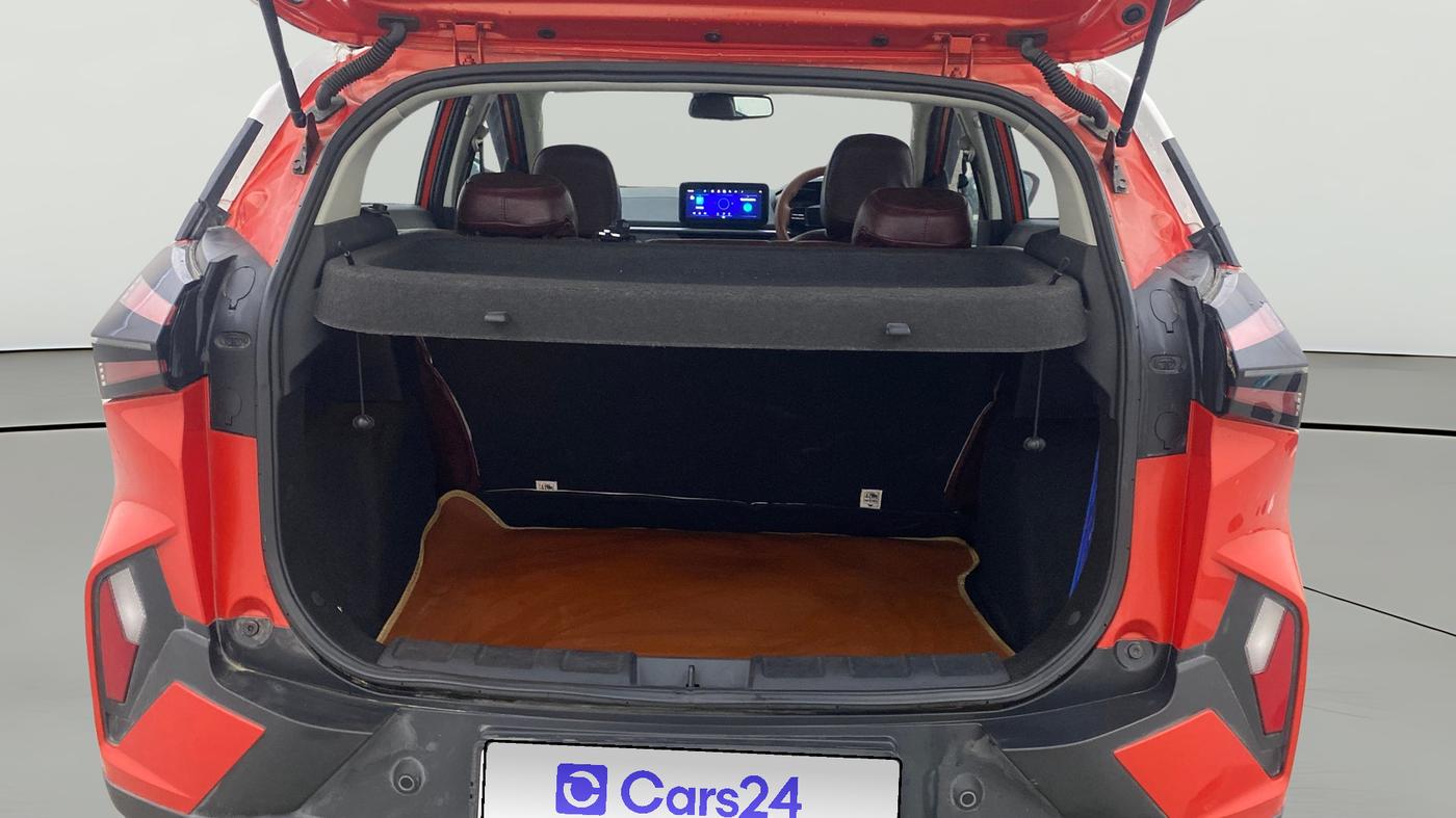 2024 Tata NEXON CREATIVE PLUS 1.2 REVOTRON 7 DCA DT, Petrol, Automatic, 25,742 km, Boot Open Zoomed View