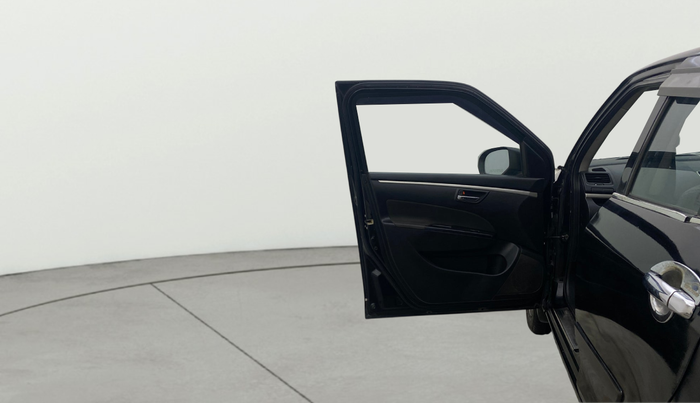 2013 Maruti Swift VDI, Diesel, Manual, 1,38,494 km, LHS Front Door