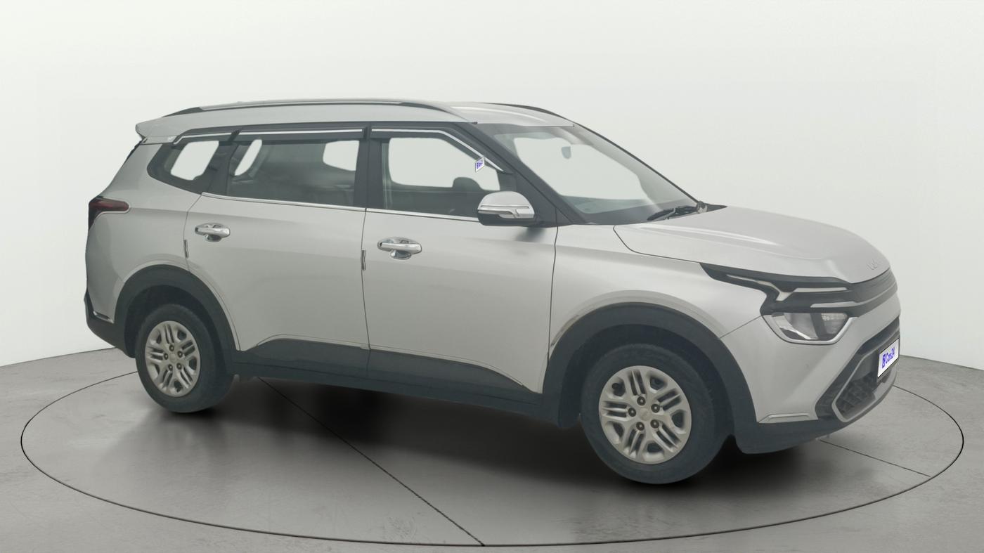 2023 KIA CARENS PRESTIGE 1.5 PETROL 7 STR, Petrol, Manual, 65,293 km, Right Front Diagonal