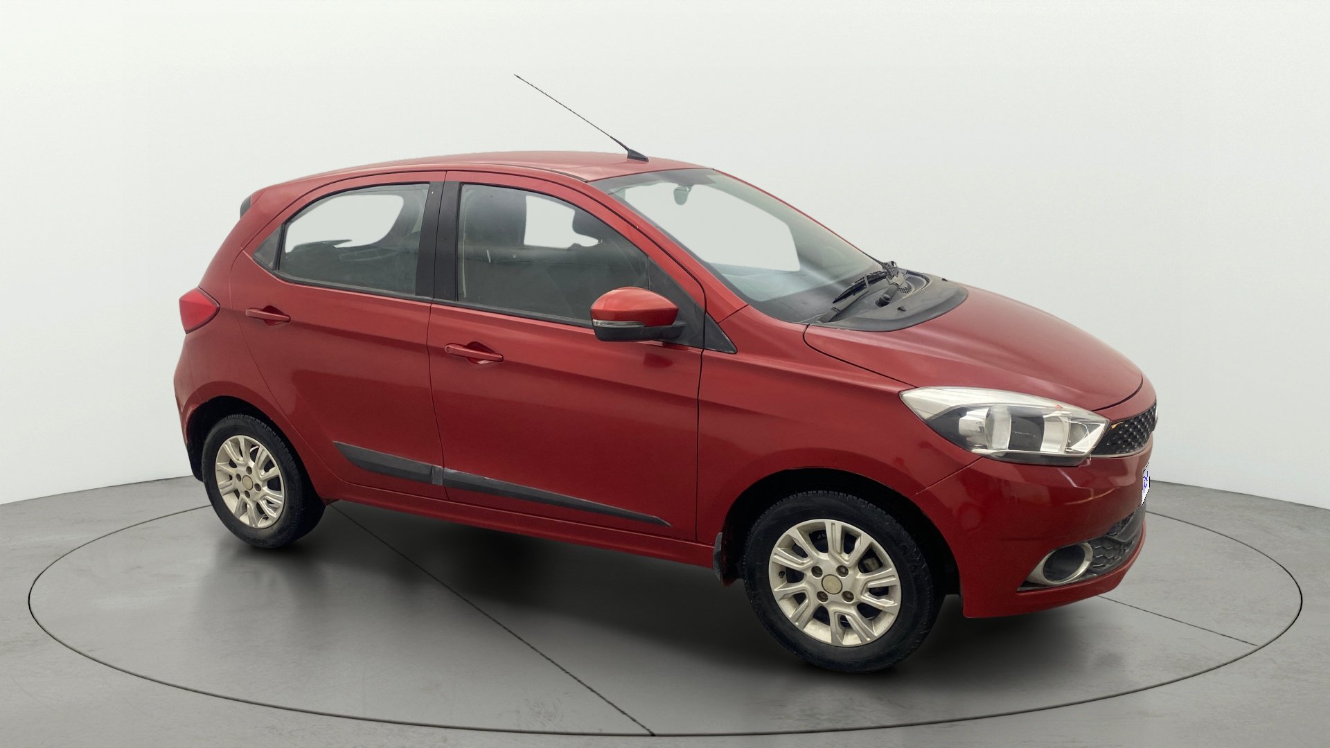 2018 Tata Tiago 2021-2026 XZ PETROL 2018 Tata Tiago 2021-2026 XZ PETROL