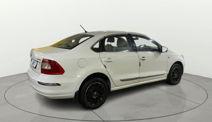 2015 Skoda Rapid 1.5 TDI CR ELEGANCE, Diesel, Manual, 98,257 km, Right Back Diagonal