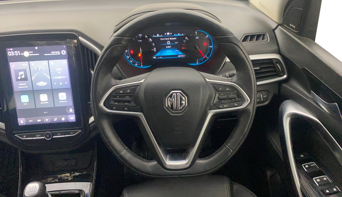 2020 MG HECTOR SHARP 2.0 DIESEL, Diesel, Manual, 1,25,669 km, Steering Wheel Close Up