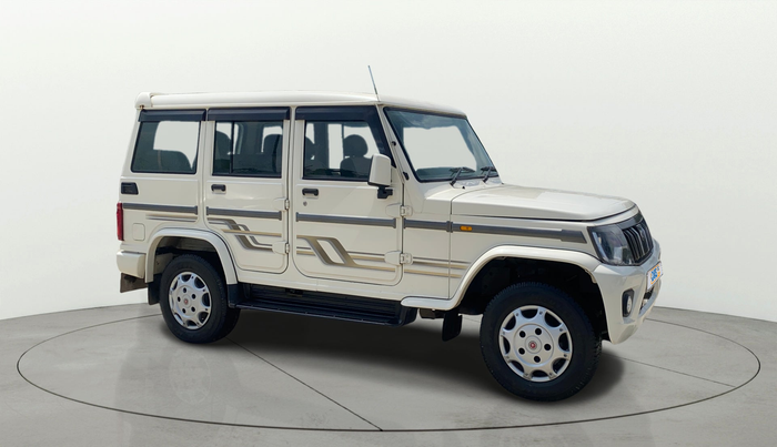 2023 Mahindra Bolero B6, Diesel, Manual, 35,406 km, Right Front Diagonal