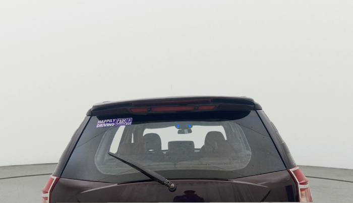 2016 Mahindra XUV500 W10, Diesel, Manual, 69,315 km, Rear Windshield