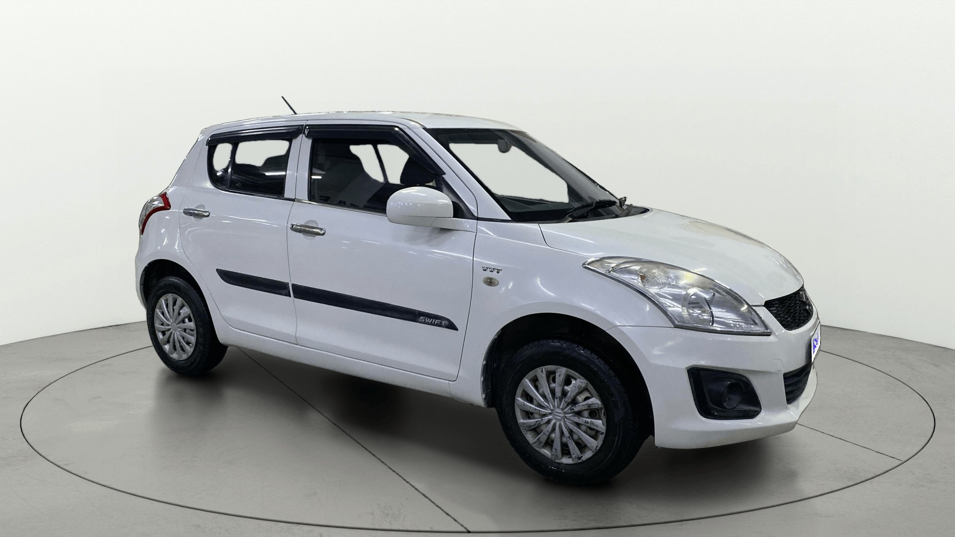 2015 Maruti Suzuki Swift LXI 2015 Maruti Suzuki Swift LXI