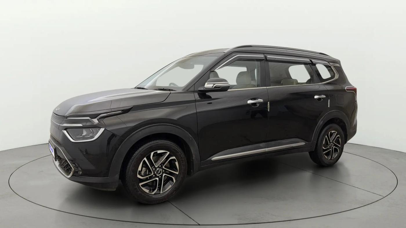 2022 KIA CARENS LUXURY PLUS 1.4 PETROL 7 STR, Petrol, Manual, 78,921 km, Left Front Diagonal