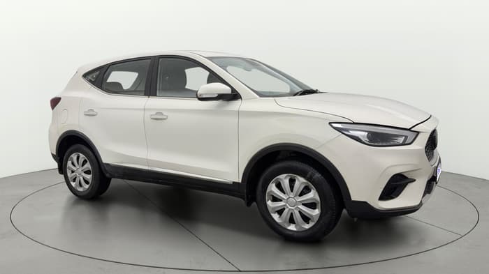 2023 MG ASTOR STYLE 1.5 MT, Petrol, Manual, 28,044 km, Right Front Diagonal