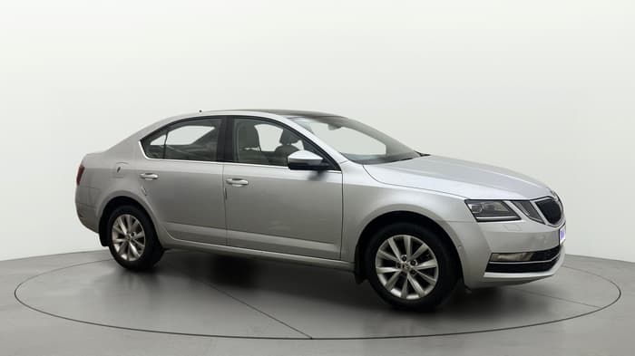 2018 Skoda Octavia L&K 1.8 TSI AT, Petrol, Automatic, 76,751 km, Right Front Diagonal