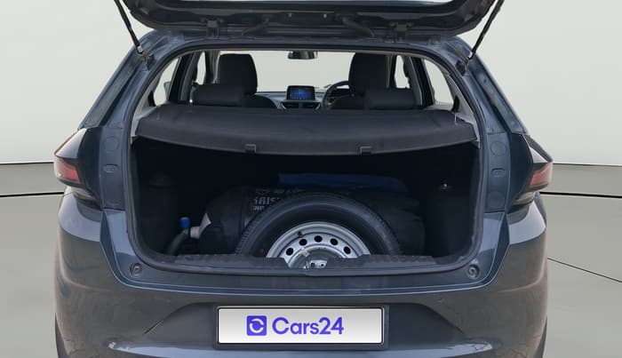 2021 Tata ALTROZ XZ PETROL, CNG, Manual, 63,893 km, Boot Open Zoomed View