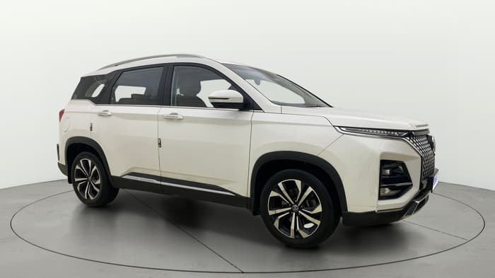 2023 MG HECTOR PLUS SHARP PRO 2.0 TURBO DIESEL 7 STR, Diesel, Manual, 75,441 km, Right Front Diagonal