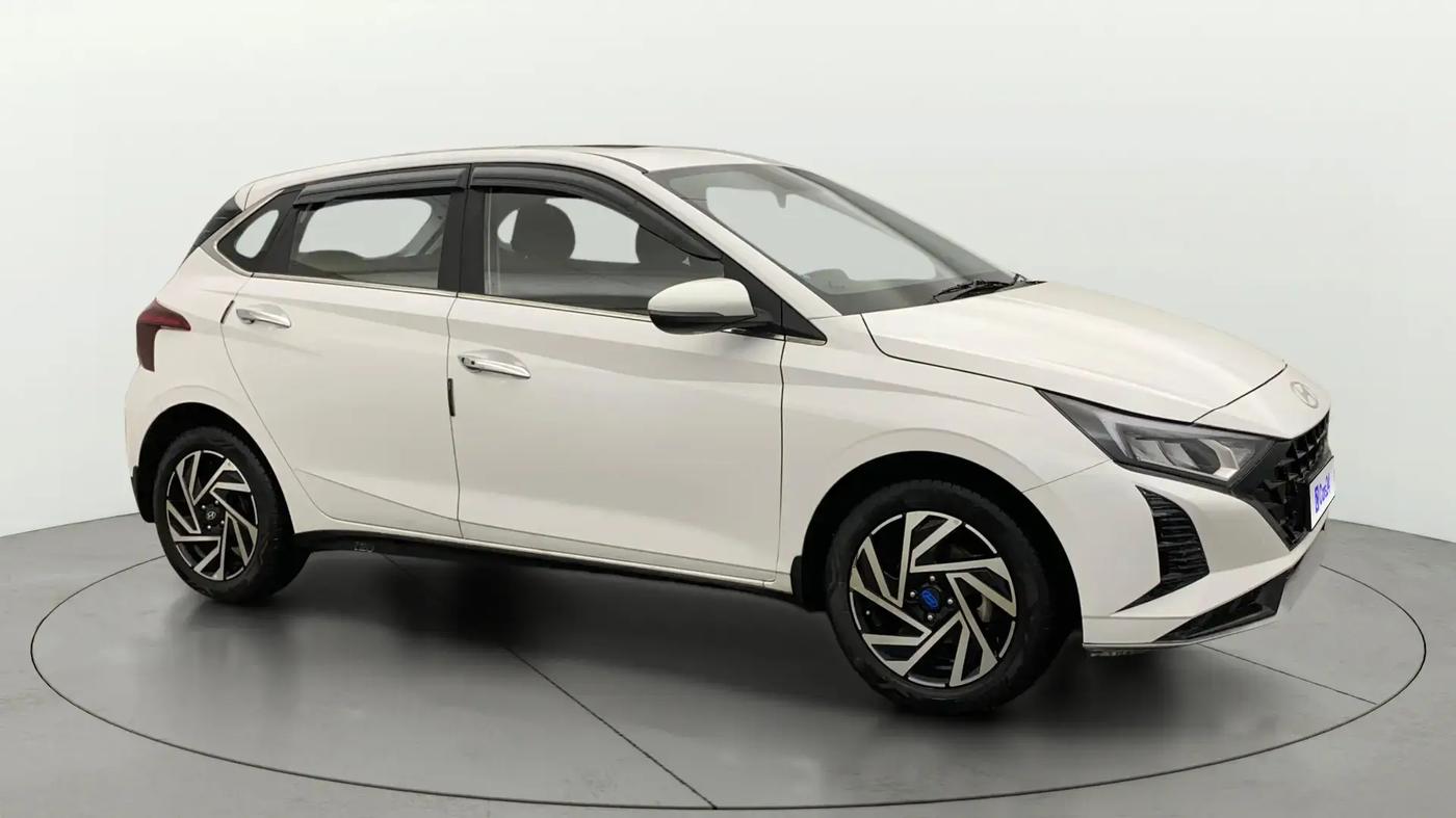 2024 Hyundai NEW I20 ASTA 1.2 MT, Petrol, Manual, 11,486 km, SRP