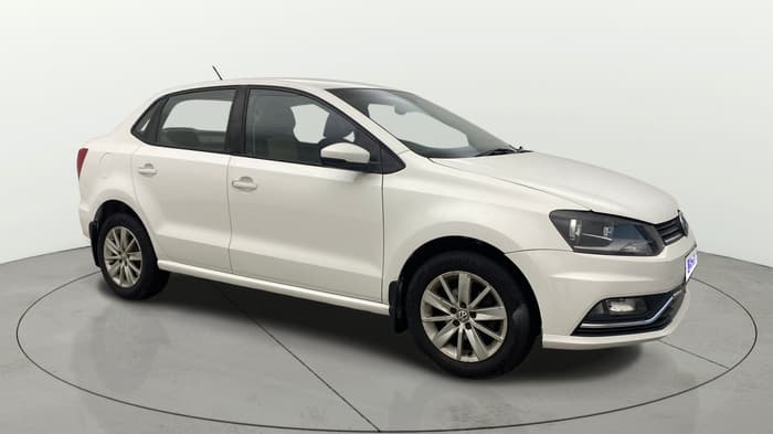 2016 Volkswagen Ameo HIGHLINE1.5L, Diesel, Manual, 80,973 km, Right Front Diagonal
