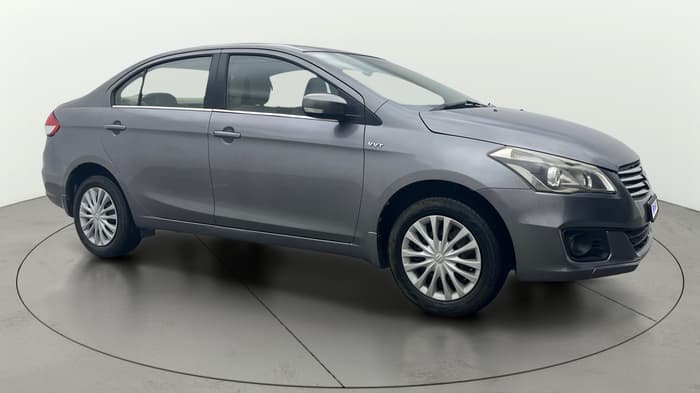 2017 Maruti Ciaz VXI, Petrol, Manual, 78,135 km, Right Front Diagonal