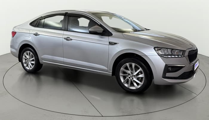 2022 Skoda SLAVIA AMBITION 1.0L TSI MT, Petrol, Manual, 35,731 km, Right Front Diagonal