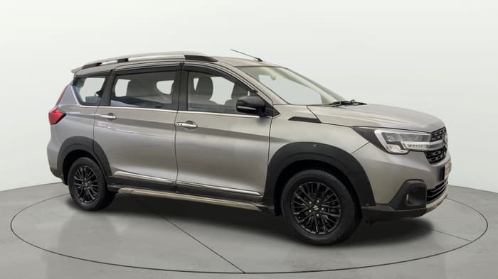 2020 Maruti XL6 ZETA AT, Petrol, Automatic, 92,000 km, Right Front Diagonal