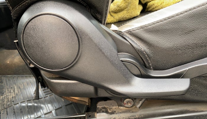 2019 Maruti Baleno ZETA PETROL 1.2, Petrol, Manual, 35,842 km, Third Seat Row ( optional )