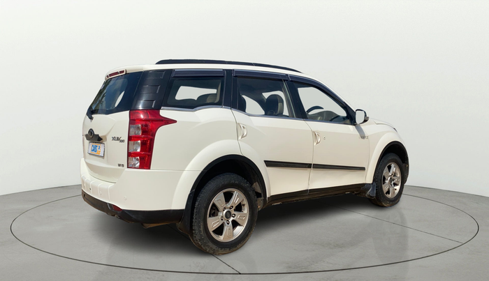 2015 Mahindra XUV500 W8, Diesel, Manual, 81,458 km, Right Back Diagonal