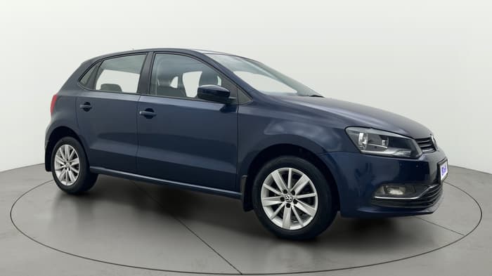 2015 Volkswagen Polo HIGHLINE1.5L, Diesel, Manual, 1,14,078 km, Right Front Diagonal