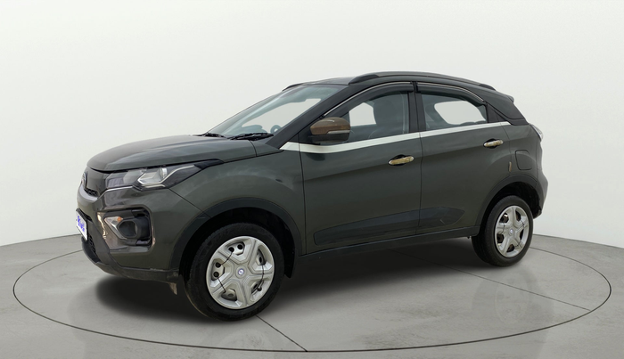 2020 Tata NEXON XM PETROL, Petrol, Manual, 30,947 km, Left Front Diagonal