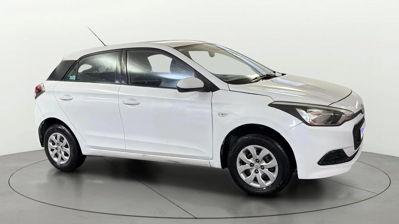 2014 Hyundai Elite i20 MAGNA 1.2, Petrol, Manual, 33,720 km, Right Front Diagonal