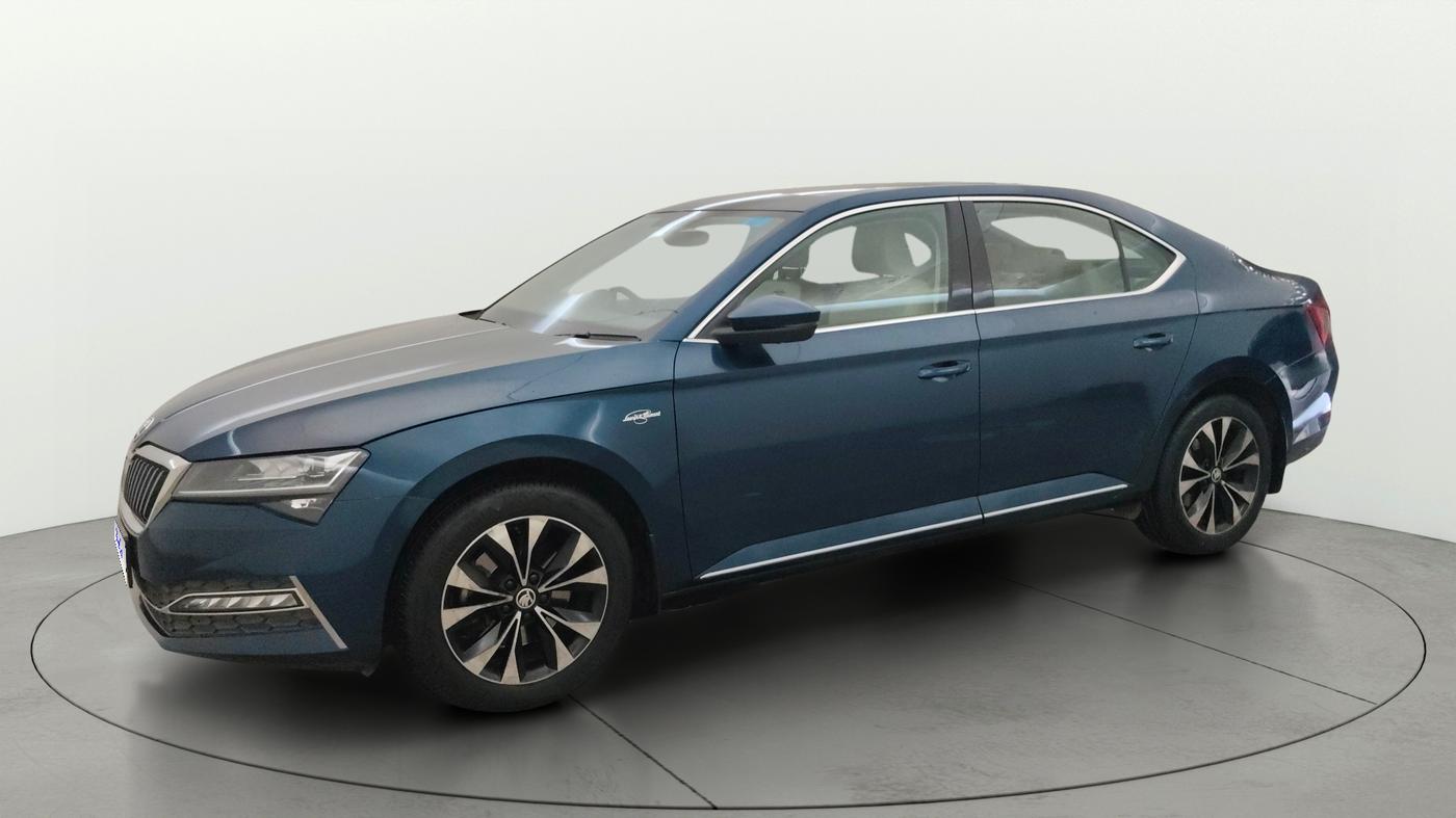 2022 Skoda Superb L&K 2.0 TSI AT, Petrol, Automatic, 61,943 km, Left Front Diagonal