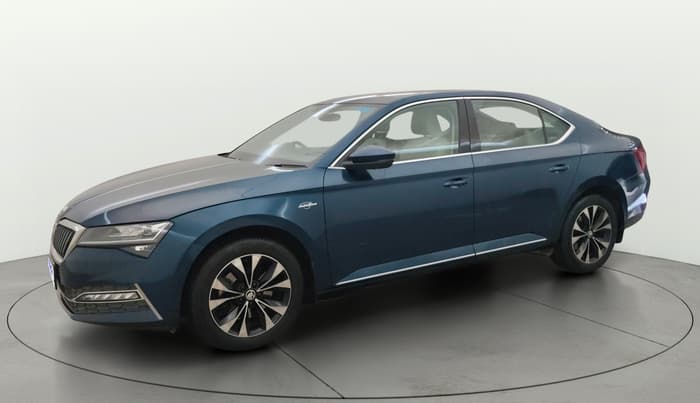 2022 Skoda Superb L&K 2.0 TSI AT, Petrol, Automatic, 61,943 km, Left Front Diagonal